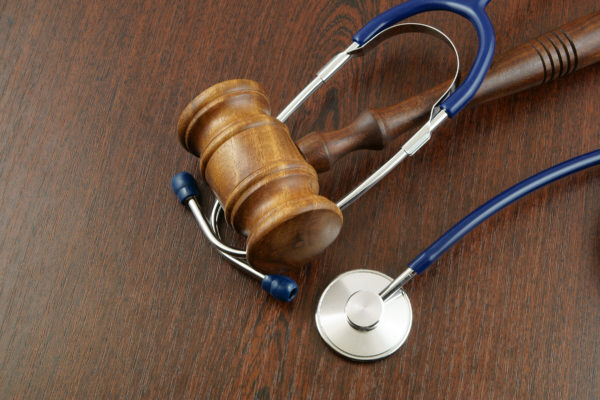 What Can A Medical Negligence Solicitors Do For You?